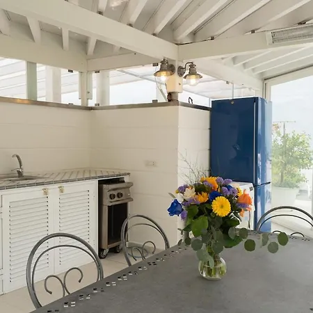 Domus Solis Apartment *